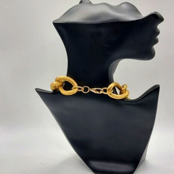VINTAGE CHAIN LINK CHOKER NECKLACE - Picture 3 of 7